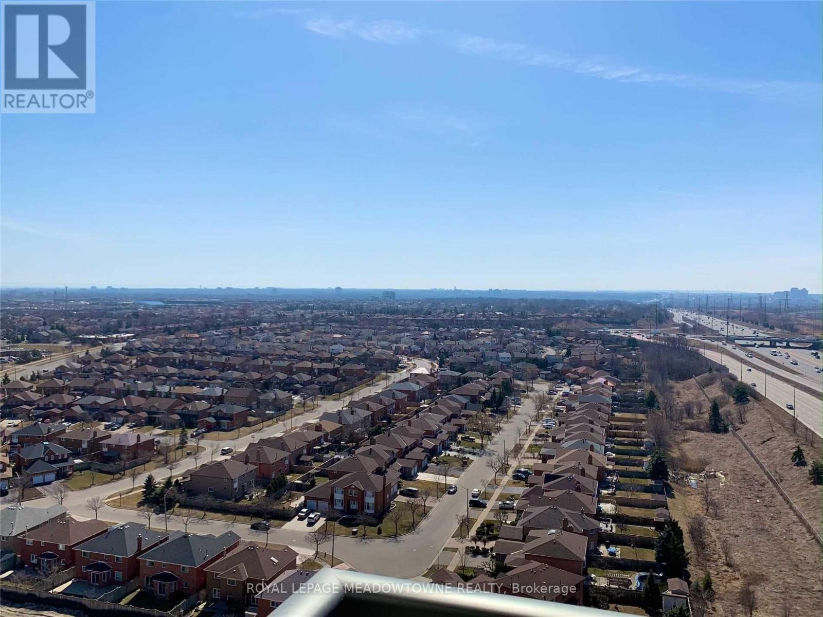 2016 - 349 Rathburn Road W, Mississauga, Ontario  L5B 0G9 - Photo 16 - W12923942