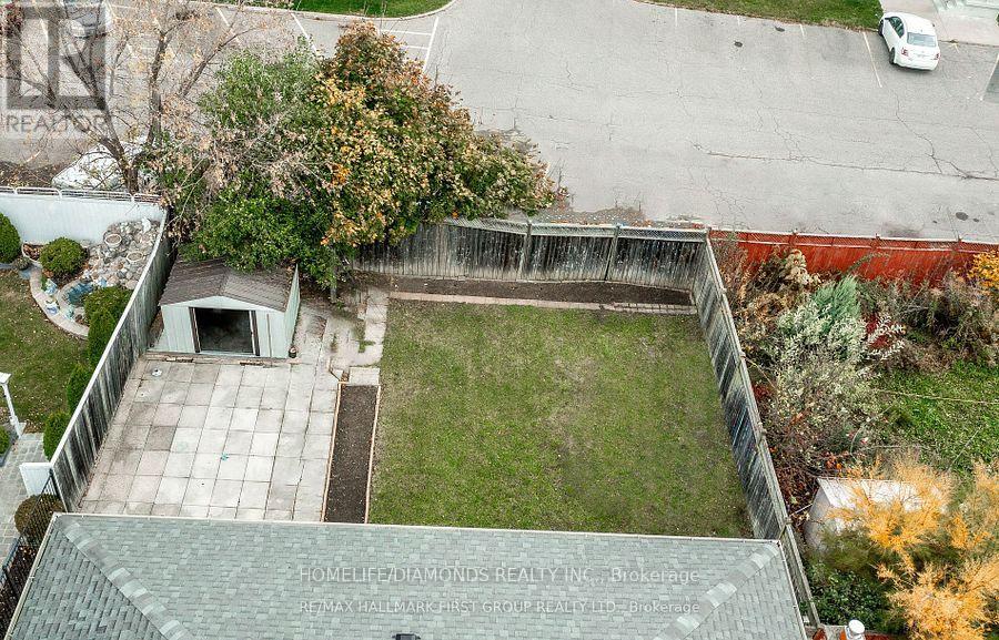 Bsmt - 16 Brisco Street, Brampton, Ontario  L6V 1W8 - Photo 11 - W12923976
