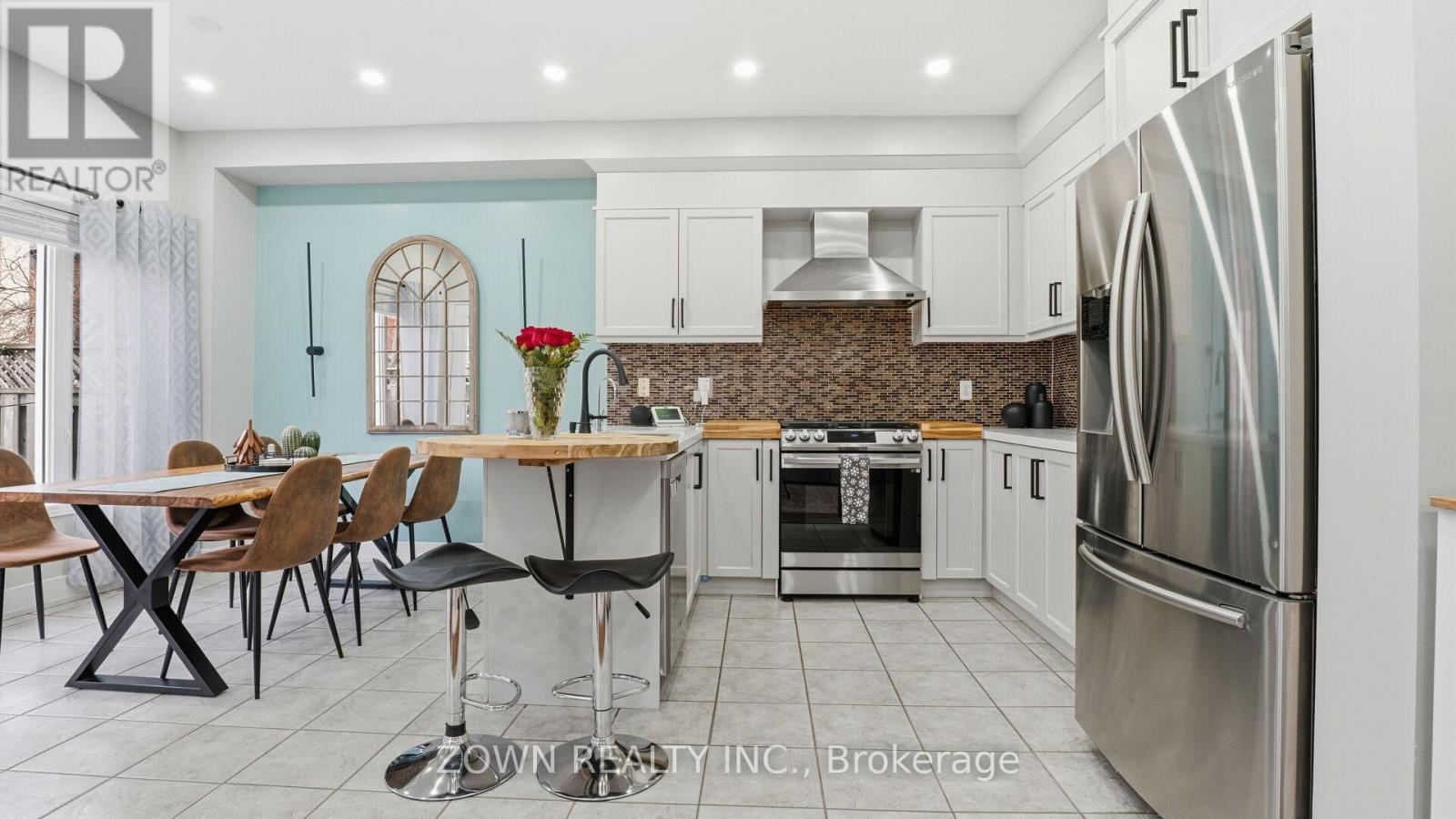 3078 Lavenham Place, Mississauga, Ontario  L5M 6K3 - Photo 11 - W12923978