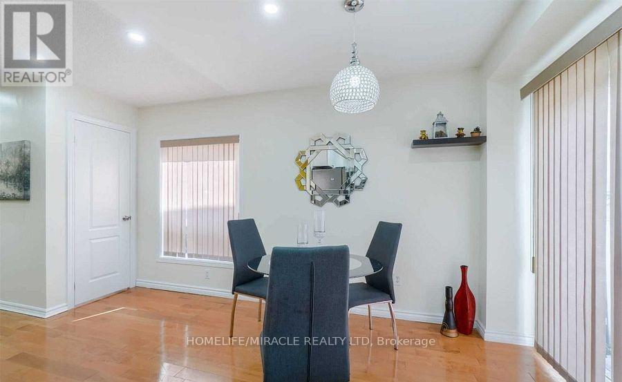 60 Studebaker Trail, Brampton, Ontario  L7A 3A5 - Photo 13 - W12923982