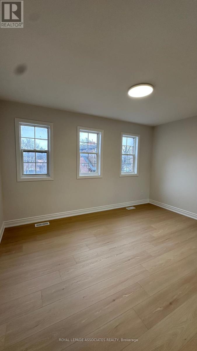 19 Church Street, Toronto, Ontario  M9N 1M4 - Photo 10 - W12924000