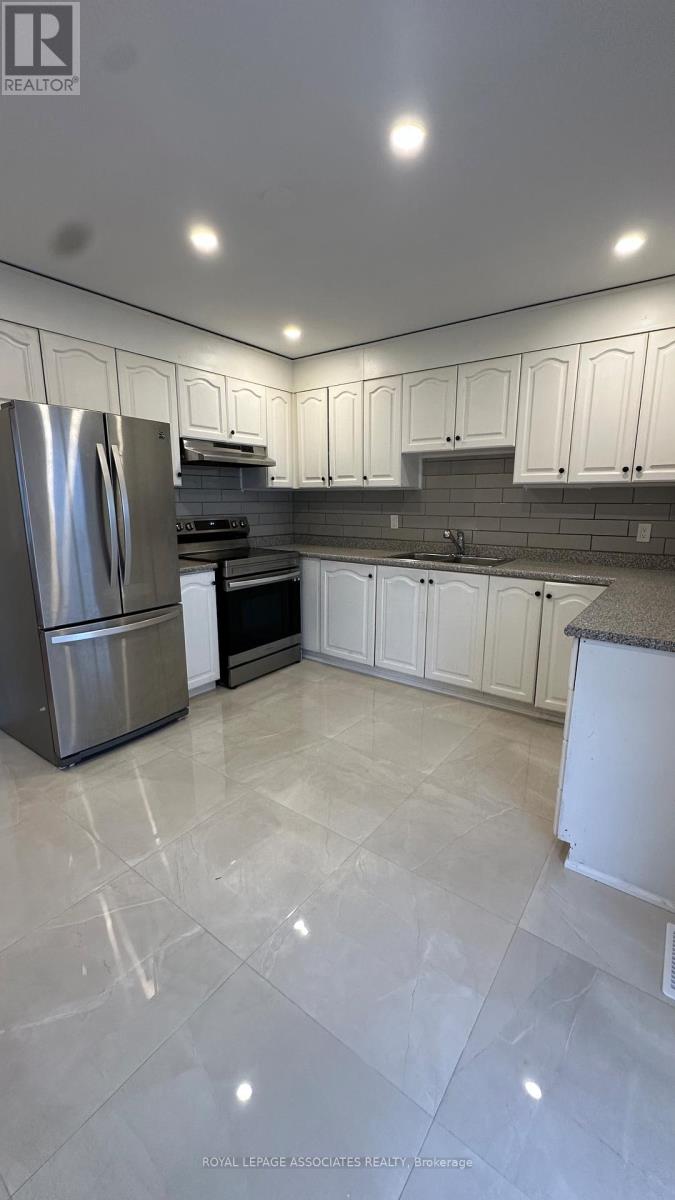 19 Church Street, Toronto, Ontario  M9N 1M4 - Photo 5 - W12924000