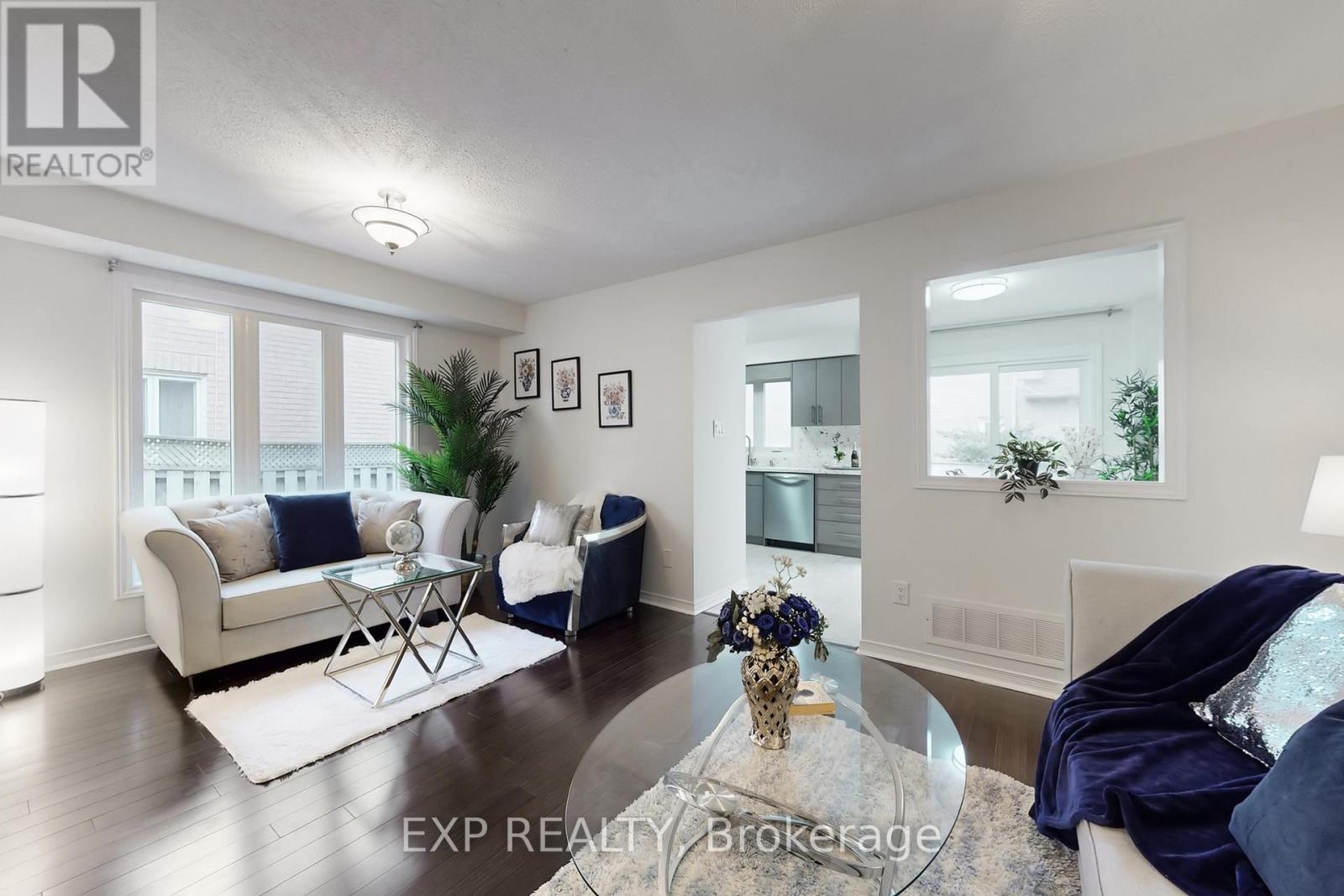 248 Morningmist Street, Brampton, Ontario  L6R 2B8 - Photo 7 - W12924036