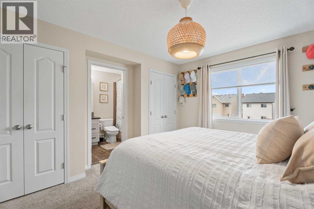 216 Copperpond Parade SE, Calgary, Alberta  T2Z 5B2 - Photo 21 - A2296365