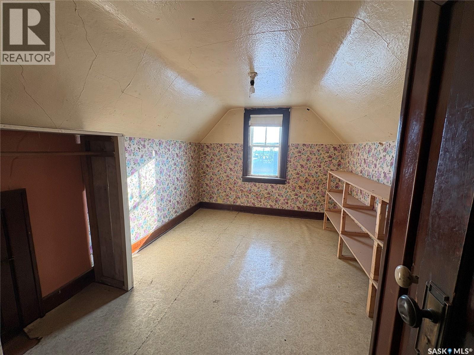 1703 Montreal Street, Regina, Saskatchewan  S4P 1K8 - Photo 11 - SK031330