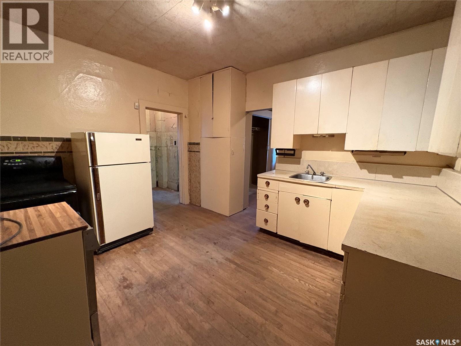 1703 Montreal Street, Regina, Saskatchewan  S4P 1K8 - Photo 6 - SK031330