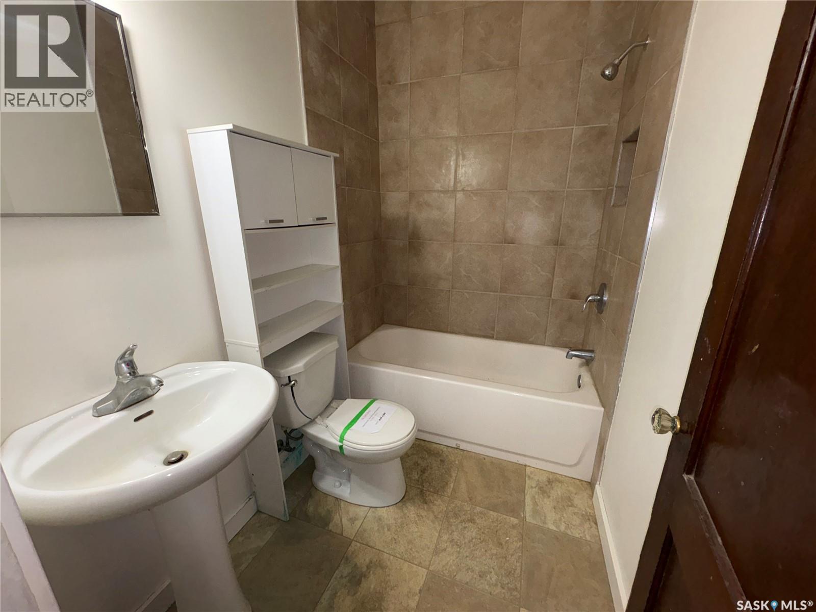 1703 Montreal Street, Regina, Saskatchewan  S4P 1K8 - Photo 7 - SK031330