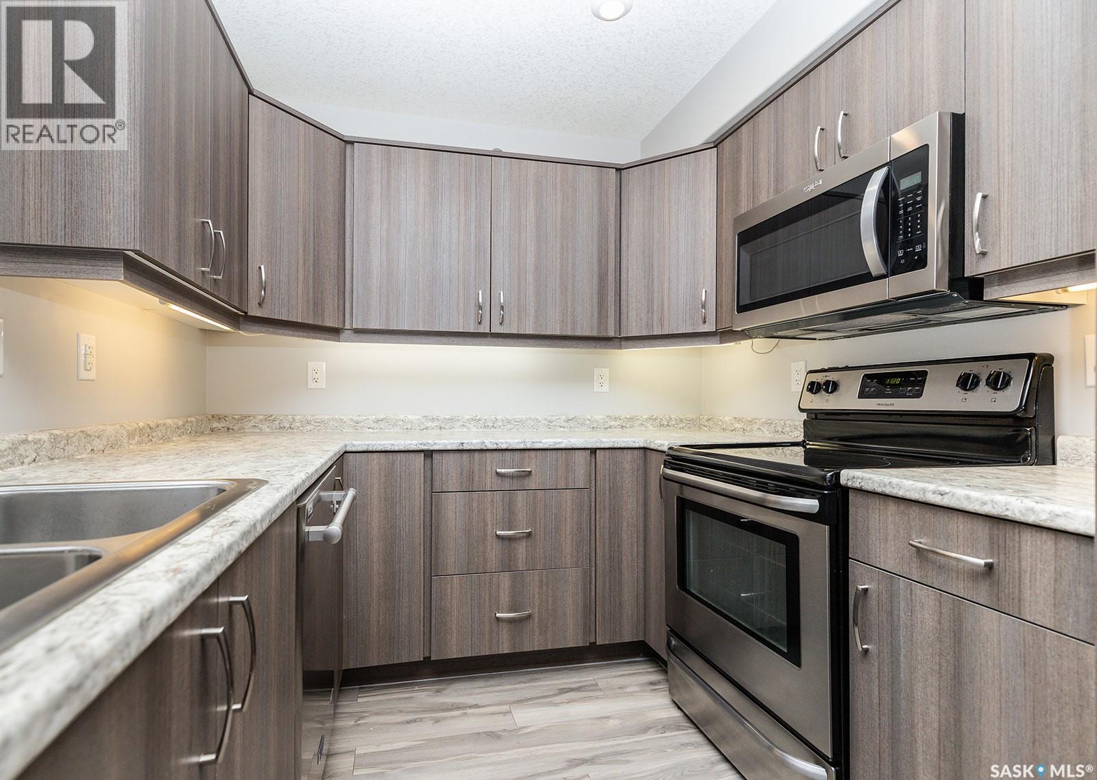 4307 108 Willis Crescent, Saskatoon, Saskatchewan  S7T 0W8 - Photo 6 - SK031231