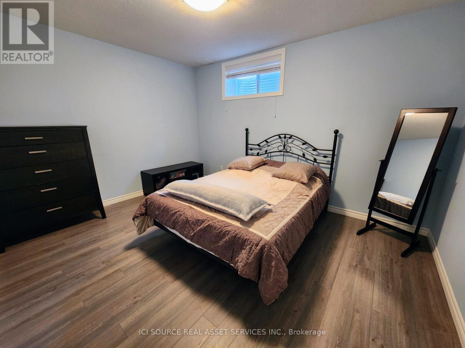 10 - 435 Winchester Drive, Waterloo, Ontario  N2T 0B7 - Photo 21 - X12923900