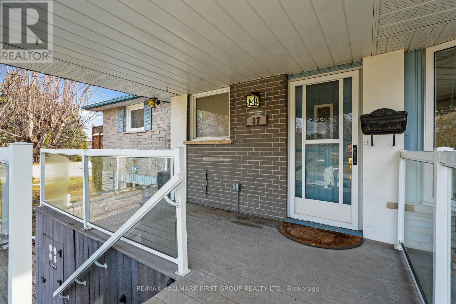 37 Trefusis Street, Port Hope, Ontario  L1A 3P4 - Photo 5 - X12923948