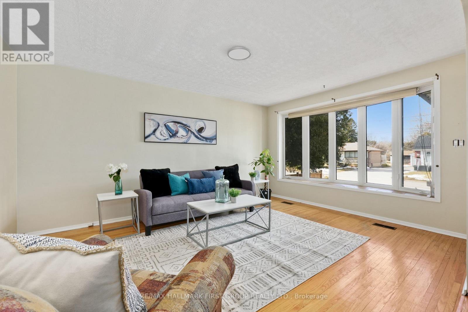 37 Trefusis Street, Port Hope, Ontario  L1A 3P4 - Photo 8 - X12923948