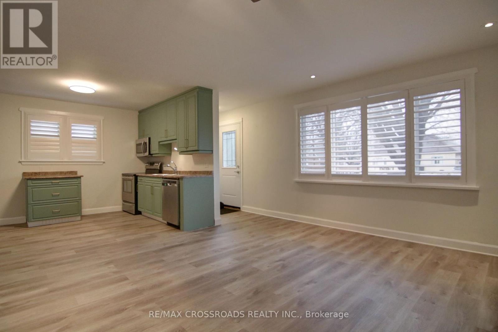 814 Nicholls Street, Peterborough, Ontario  K9H 5T8 - Photo 5 - X12923956