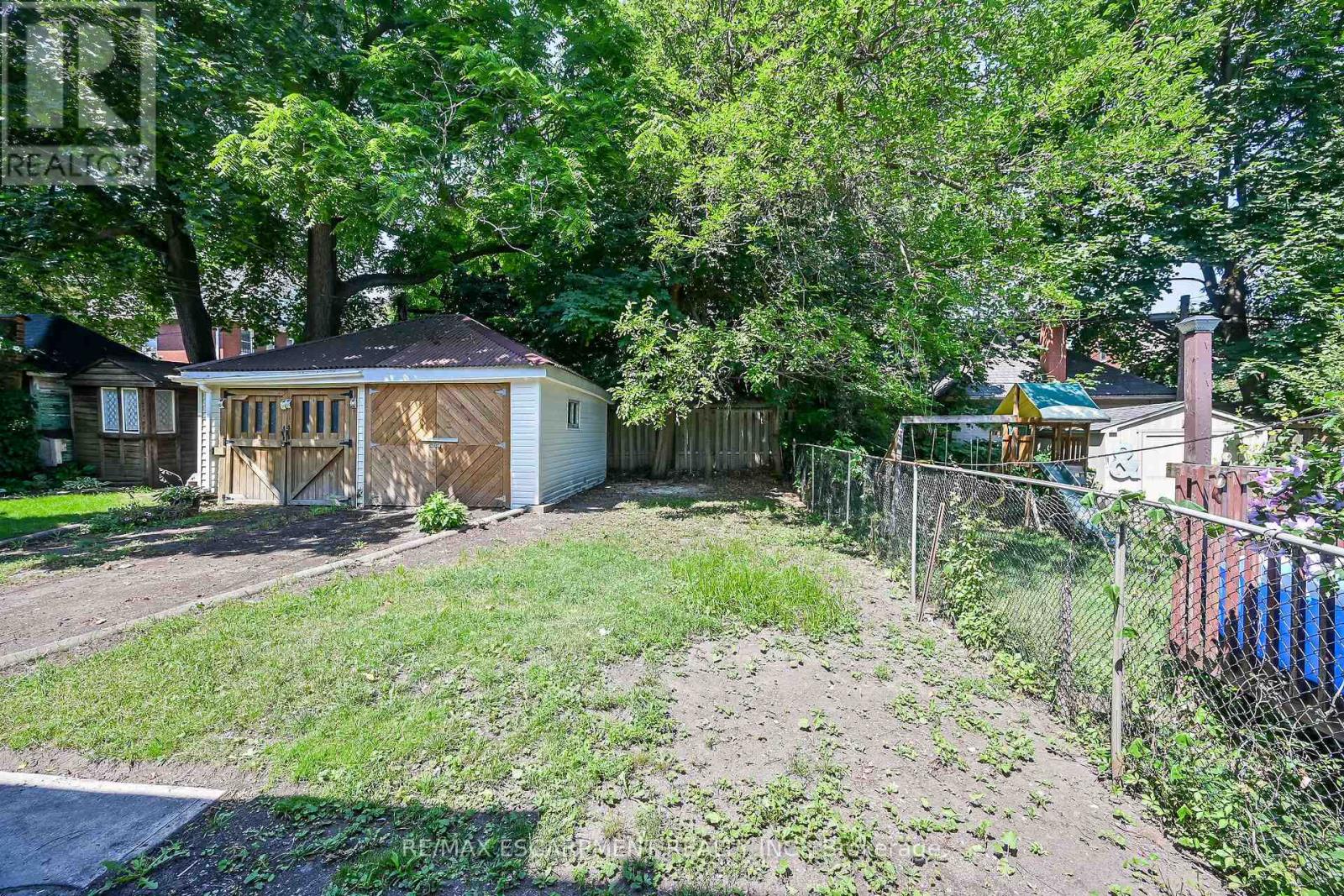 172 Sherman Avenue S, Hamilton, Ontario  L8M 2P9 - Photo 40 - X12923964