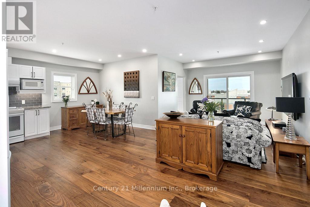 302 - 91 Raglan Street, Collingwood, Ontario  L9Y 0B2 - Photo 4 - S12923022