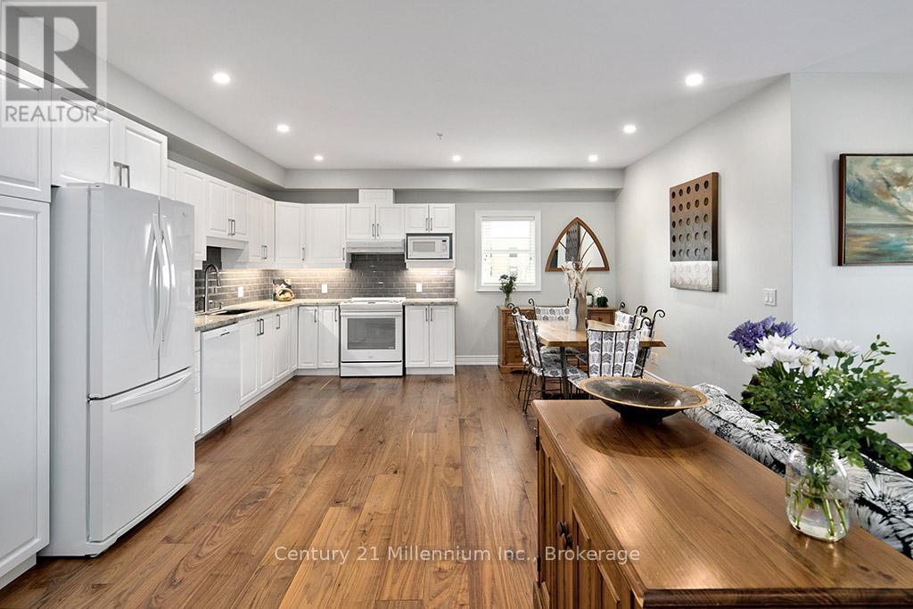 302 - 91 Raglan Street, Collingwood, Ontario  L9Y 0B2 - Photo 5 - S12923022