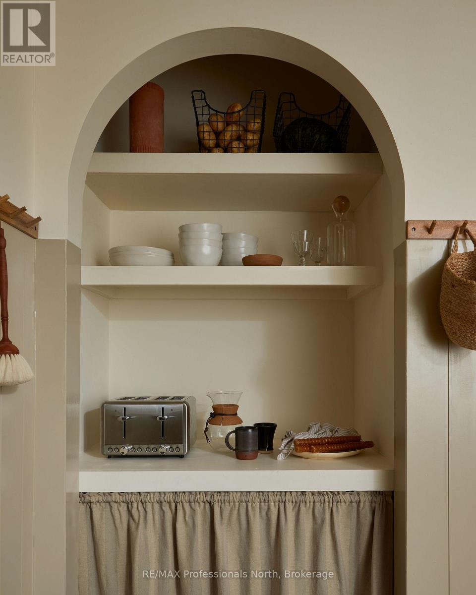 1036 Barbara Road, Dysart Et Al, Ontario  K0L 1M1 - Photo 15 - X12923536