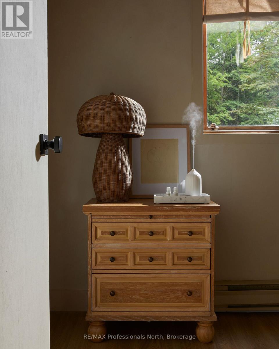 1036 Barbara Road, Dysart Et Al, Ontario  K0L 1M1 - Photo 24 - X12923536