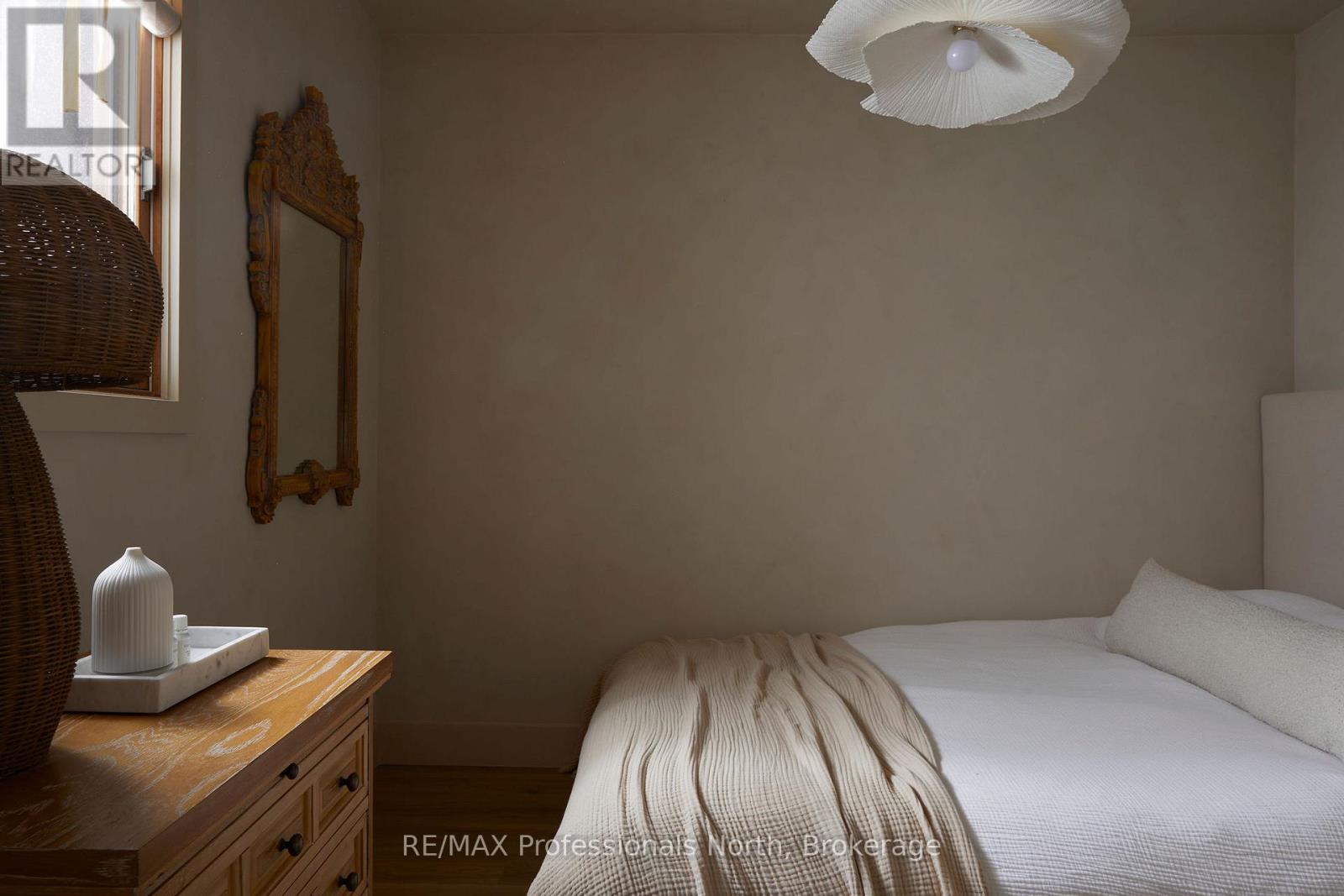 1036 Barbara Road, Dysart Et Al, Ontario  K0L 1M1 - Photo 22 - X12923536