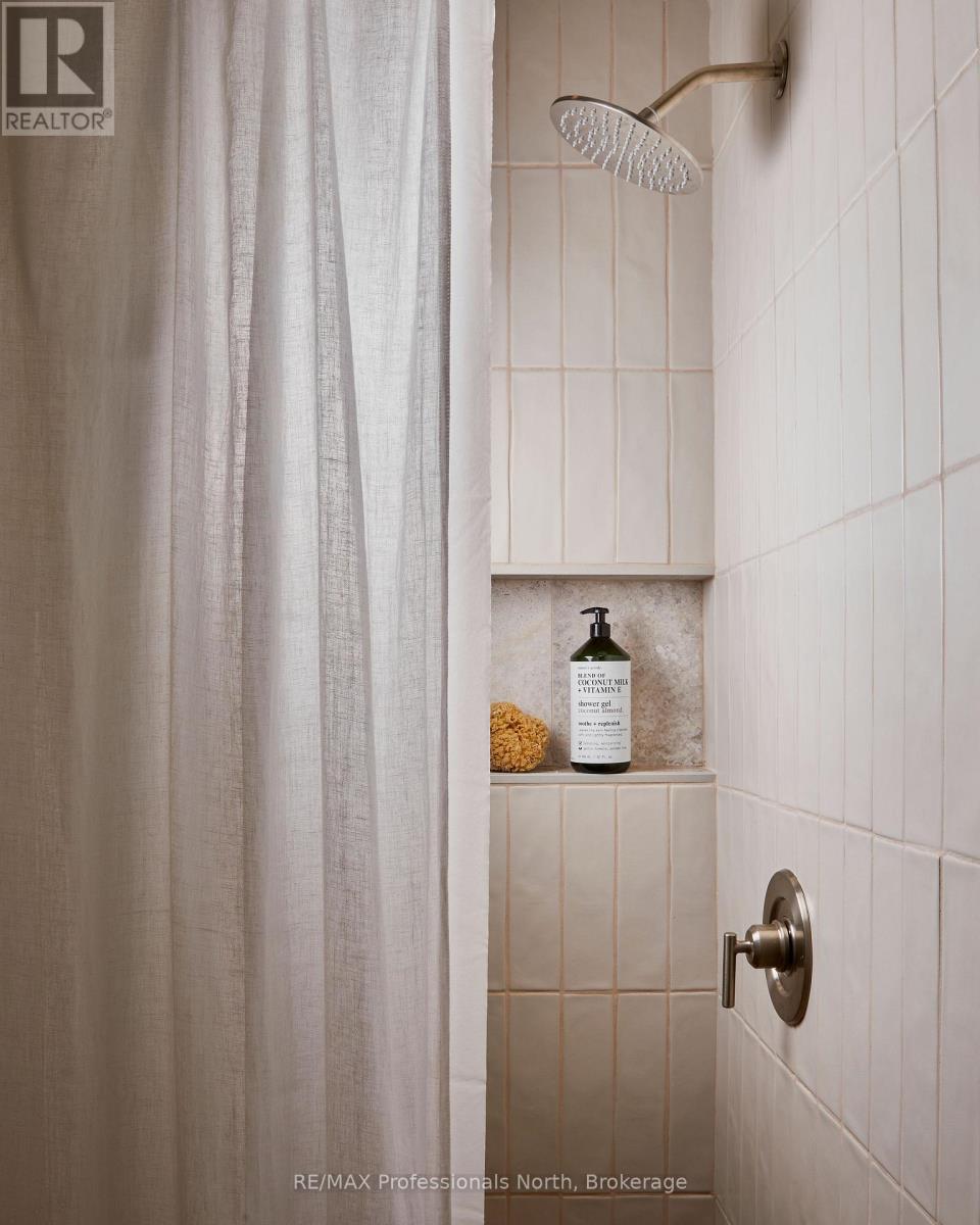 1036 Barbara Road, Dysart Et Al, Ontario  K0L 1M1 - Photo 31 - X12923536