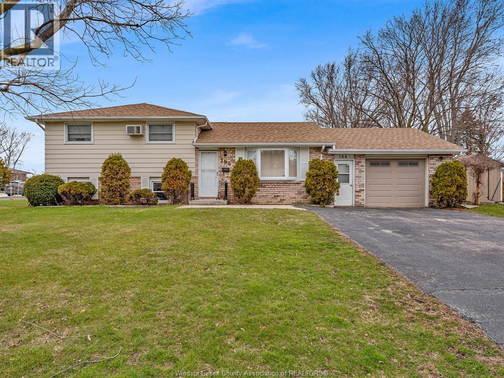 MLS# 26006300: 184 Harold Cull DRIVE, Kingsville, Canada