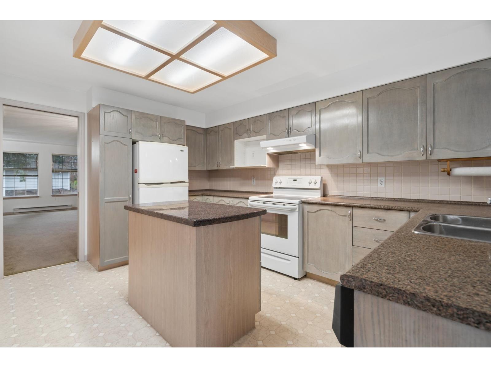 19 9168 Fleetwood Way, Surrey, British Columbia  V3R 0P1 - Photo 10 - R3103894