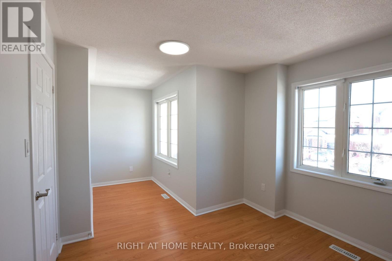 56 Longueuil Place, Whitby, Ontario  L1R 3H1 - Photo 30 - E12847578