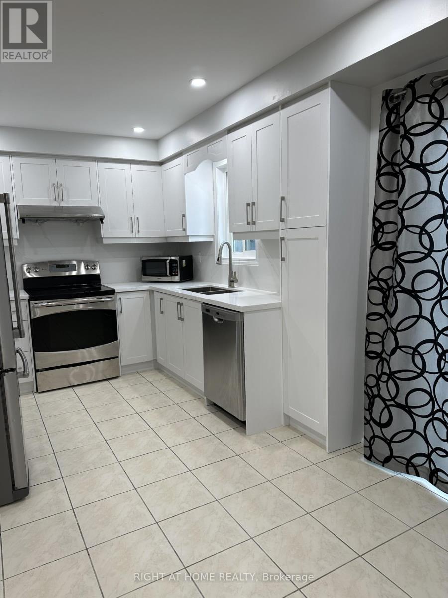 56 Longueuil Place, Whitby, Ontario  L1R 3H1 - Photo 9 - E12847578