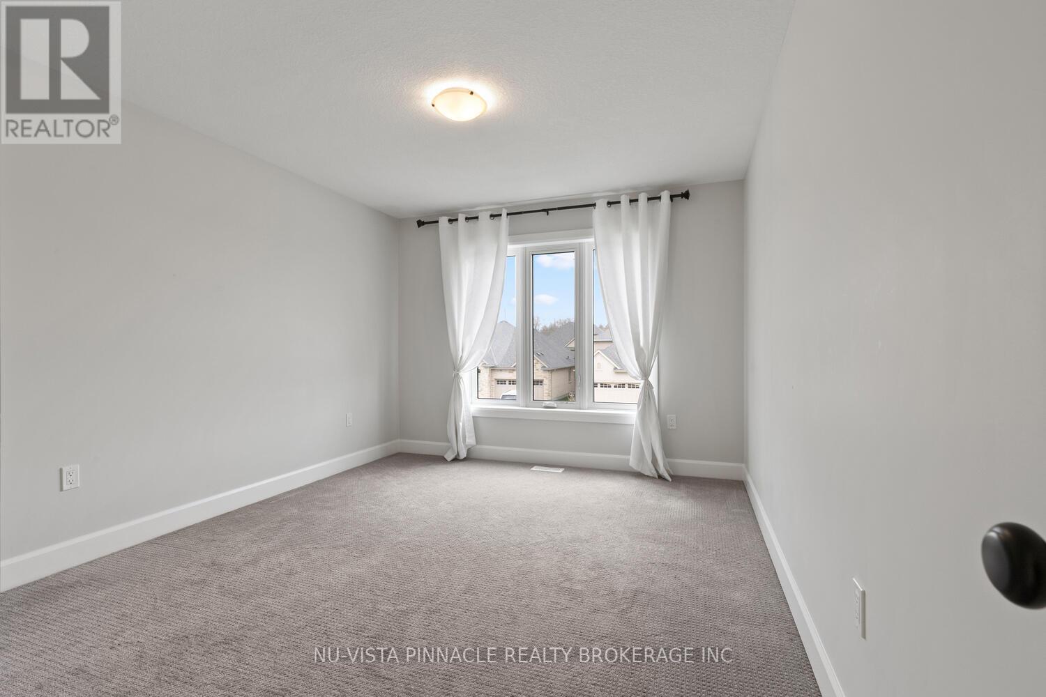 2138 Wallingford Avenue, London North, Ontario  N6G 0E6 - Photo 27 - X12922628