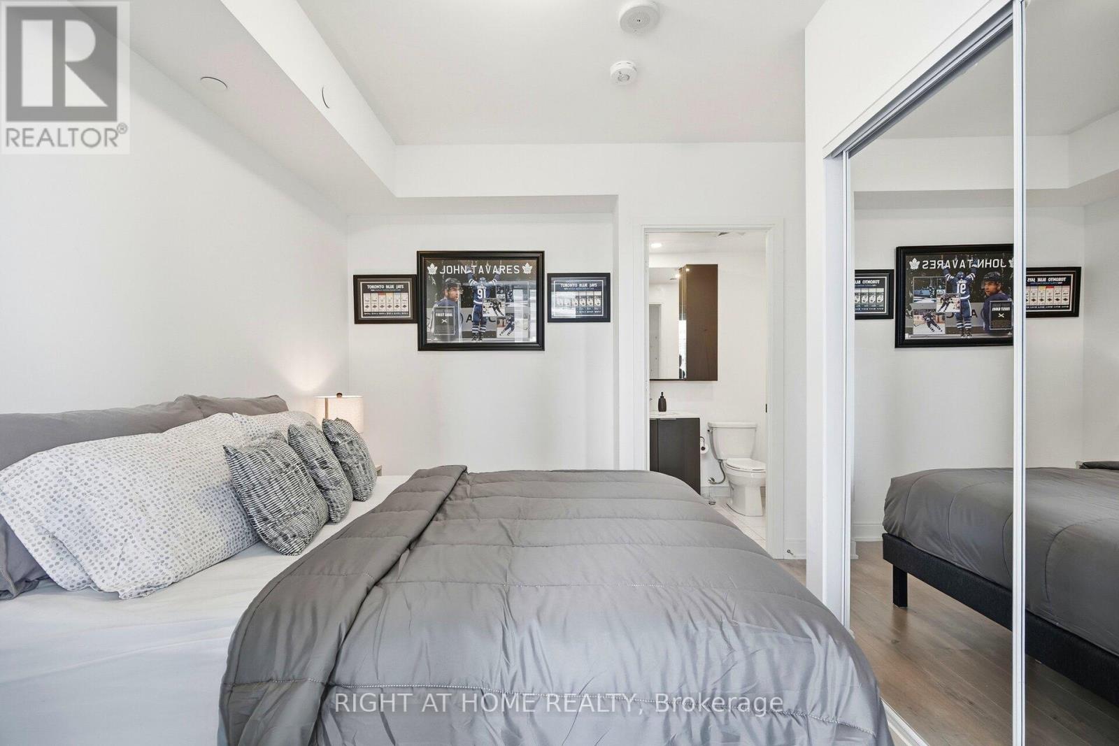 1008 - 70 Annie Craig Drive, Toronto, Ontario  M8V 0G2 - Photo 7 - W12768262