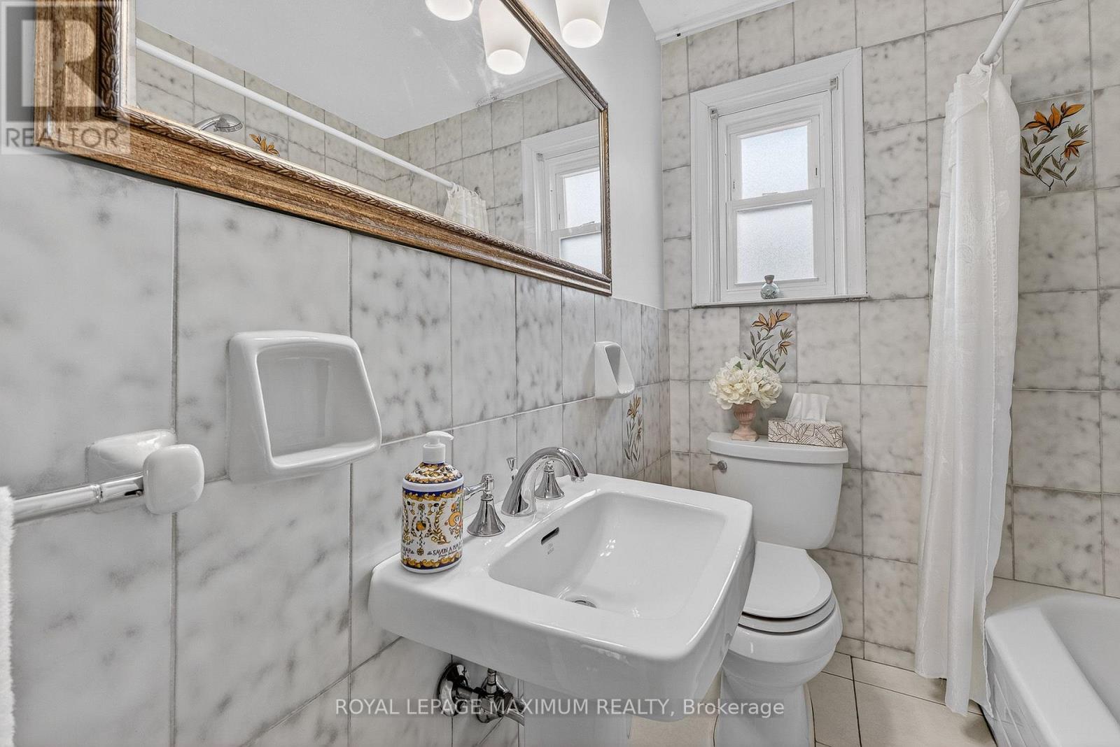 124 Tavistock Road, Toronto, Ontario  M3M 2P4 - Photo 19 - W12922884