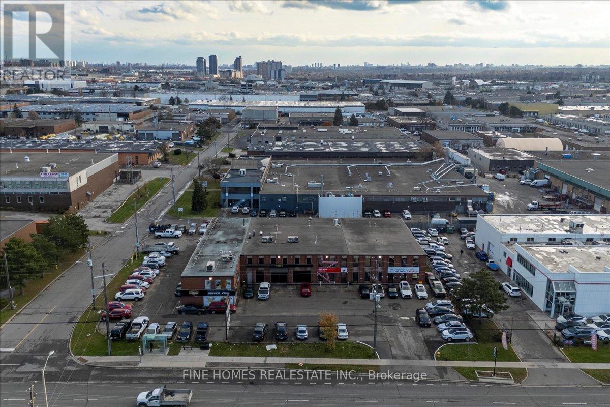 5 - 5235 Steeles Avenue W, Toronto (Humber Summit), Ontario  M9L 2W2 - Photo 27 - W12594050