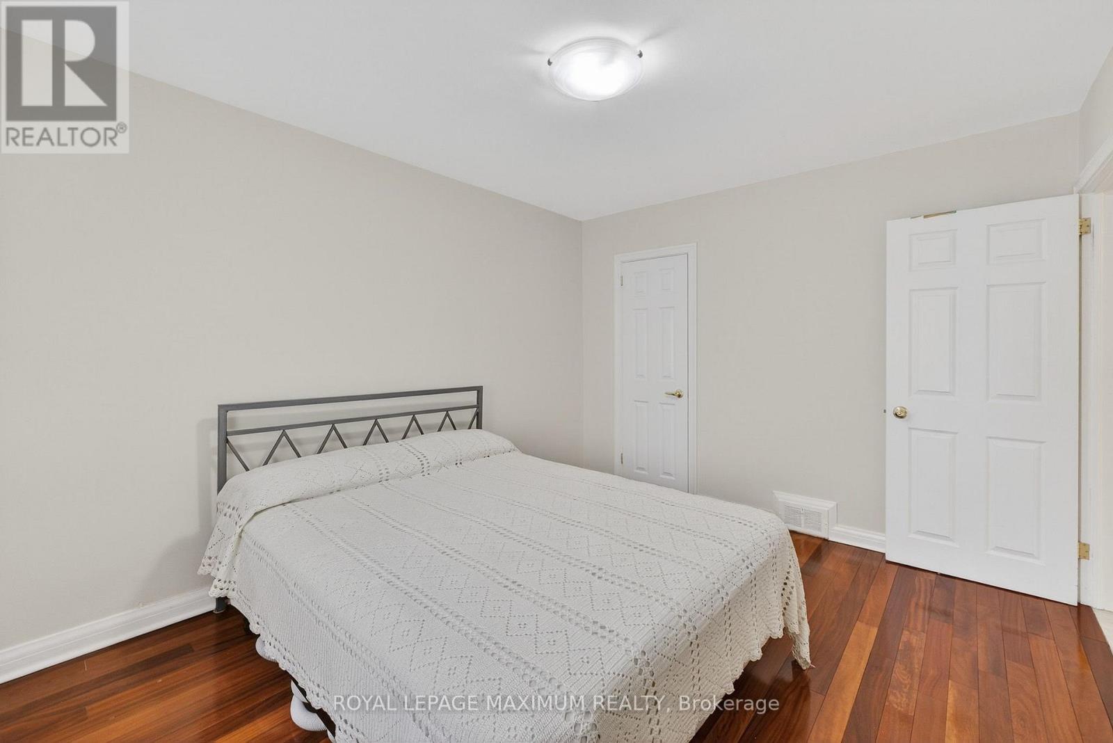 124 Tavistock Road, Toronto, Ontario  M3M 2P4 - Photo 17 - W12922884