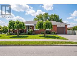 124 TAVISTOCK ROAD, Toronto, Ontario