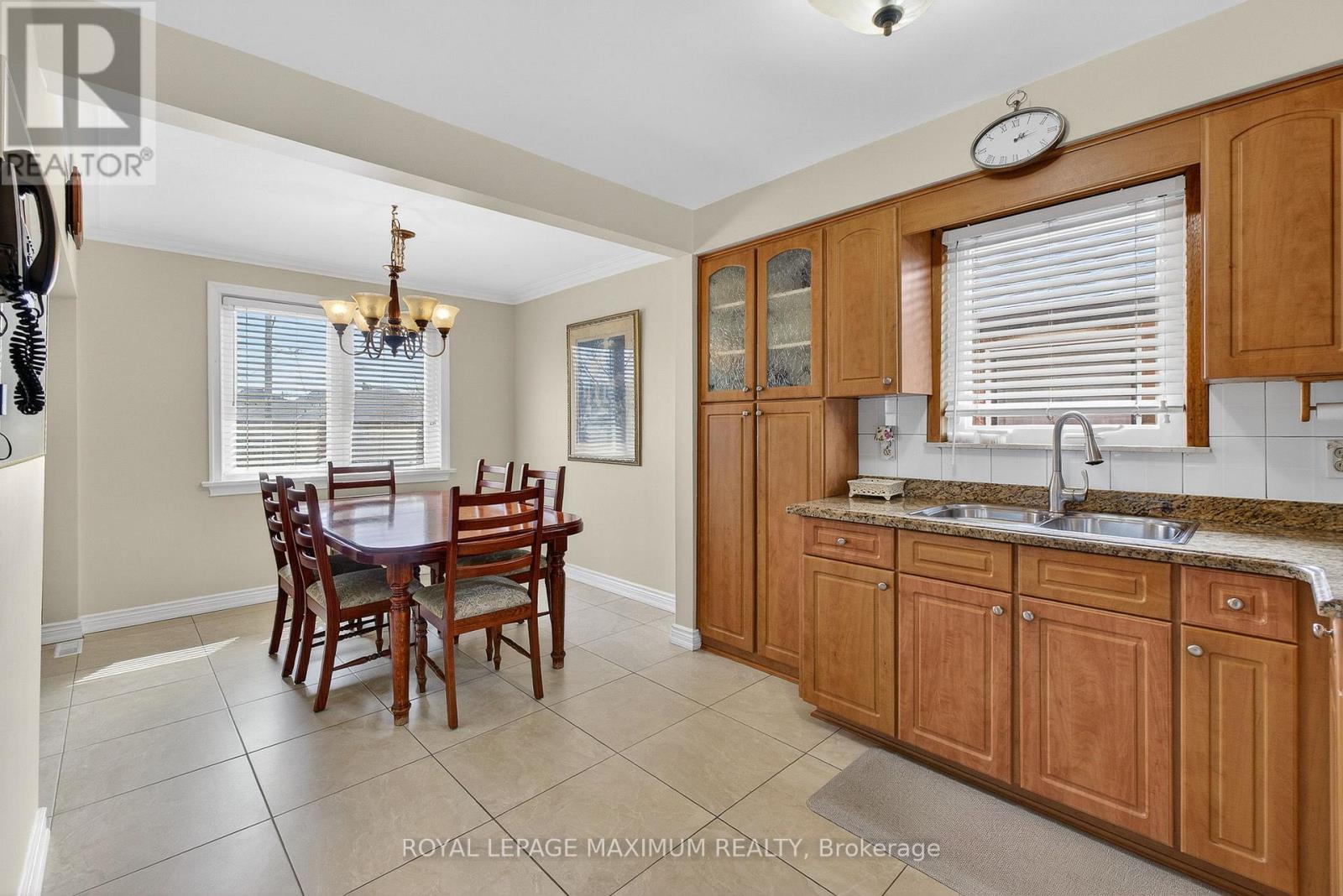 124 Tavistock Road, Toronto, Ontario  M3M 2P4 - Photo 11 - W12922884