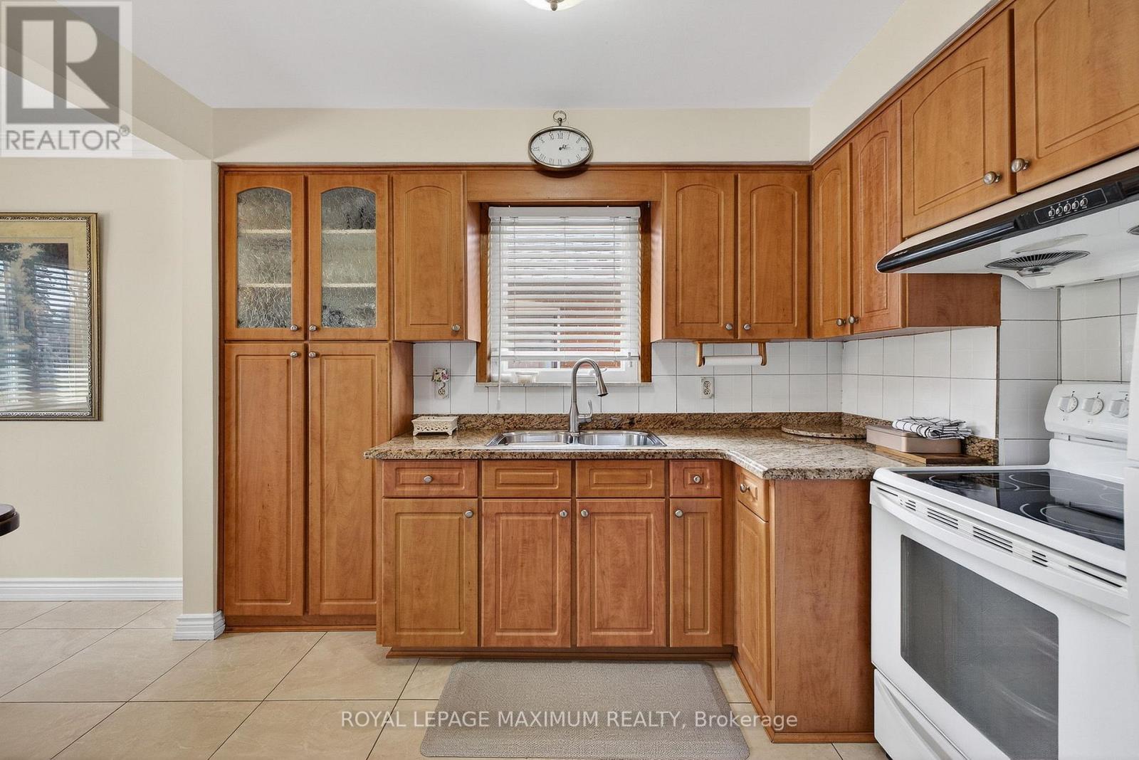 124 Tavistock Road, Toronto, Ontario  M3M 2P4 - Photo 12 - W12922884