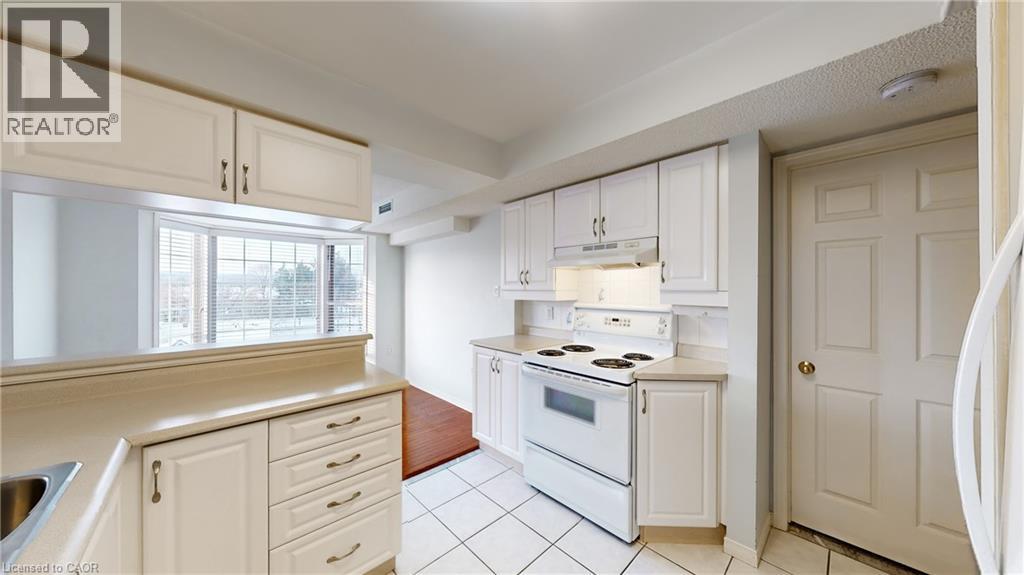 216 Plains Road W Unit# D408, Burlington, Ontario  L7T 4M1 - Photo 4 - 40815349