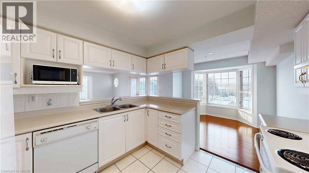 216 Plains Road W Unit# D408, Burlington, Ontario  L7T 4M1 - Photo 5 - 40815349