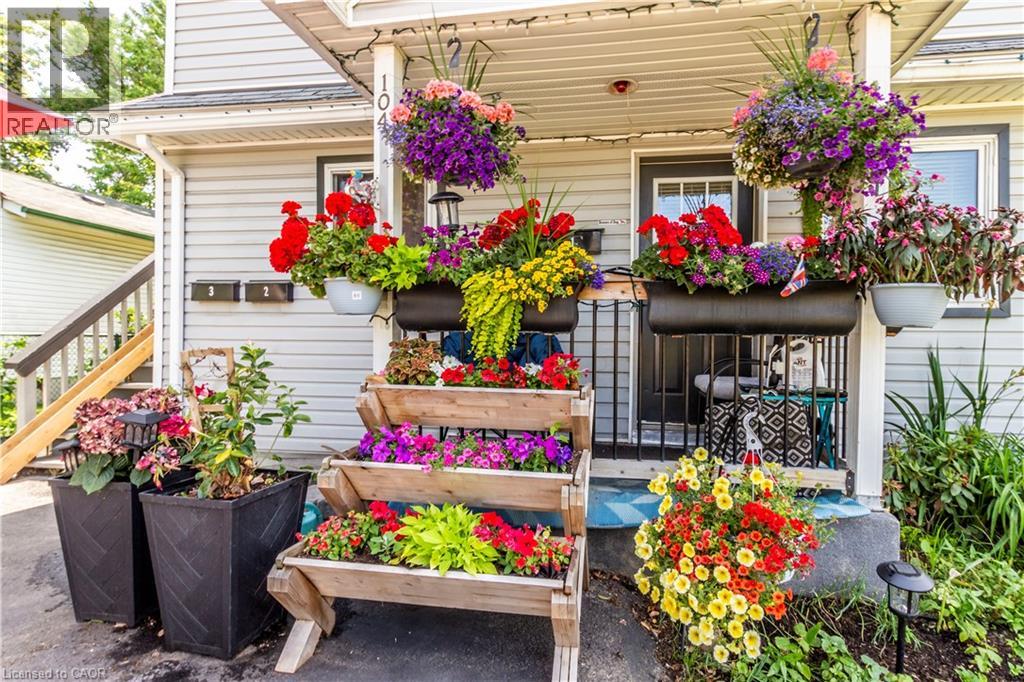 104 Oakwood Avenue, Cambridge, Ontario  N3H 4J2 - Photo 4 - 40743762