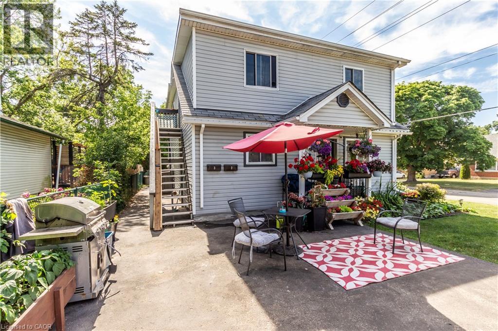 104 Oakwood Avenue, Cambridge, Ontario  N3H 4J2 - Photo 3 - 40743762