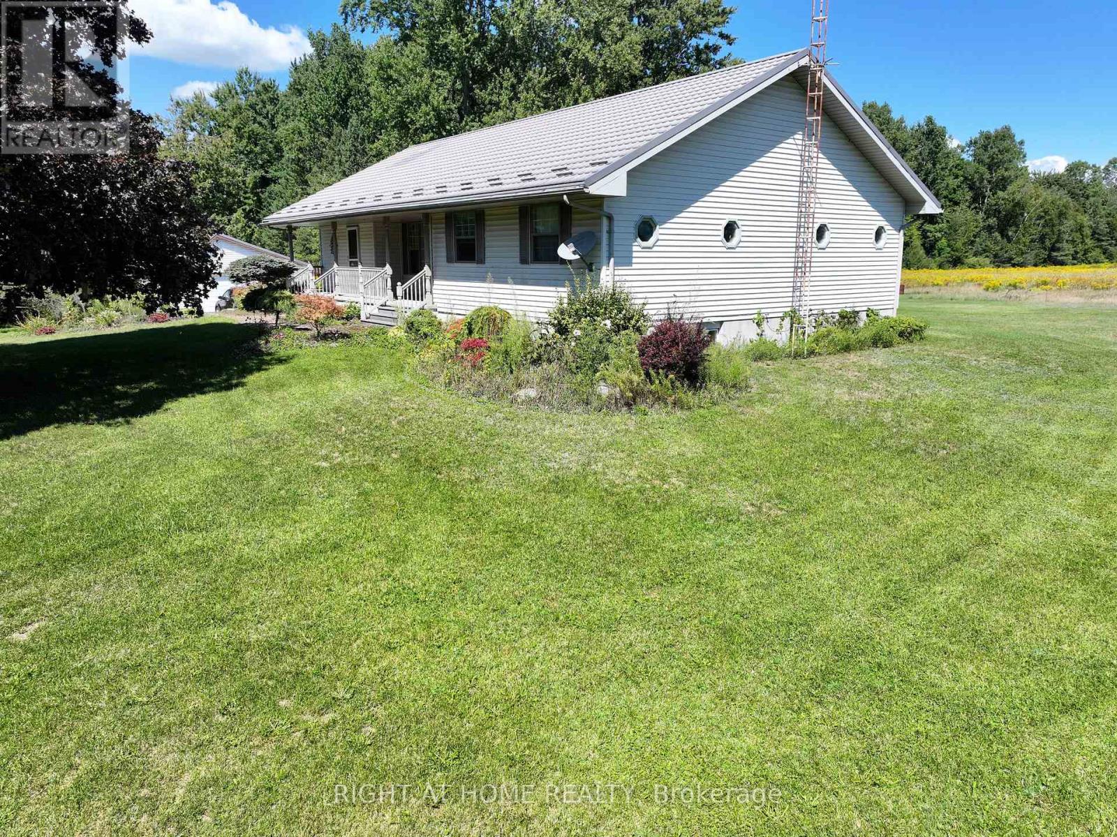 1938 Turkey Point Road, Norfolk, Ontario  N3Y 4J9 - Photo 5 - X12469263