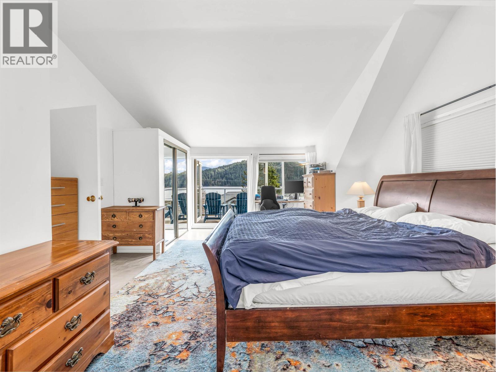 351 Beachview Drive, North Vancouver, British Columbia  V7G 1P5 - Photo 24 - R3103655