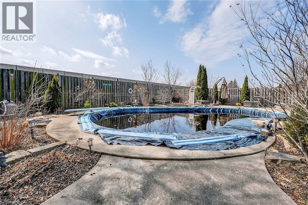 9 Sidare Court, Grimsby, Ontario  L3M 4E8 - Photo 39 - 40811570