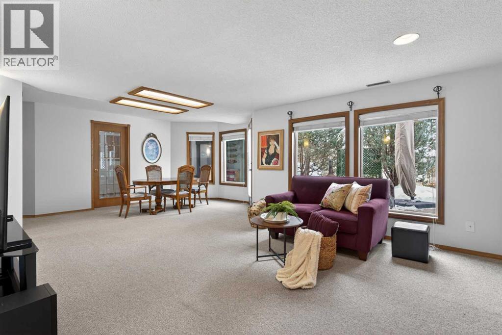 677 Hawkwood Boulevard Nw, Calgary, Alberta  T3G 2V6 - Photo 27 - A2294392