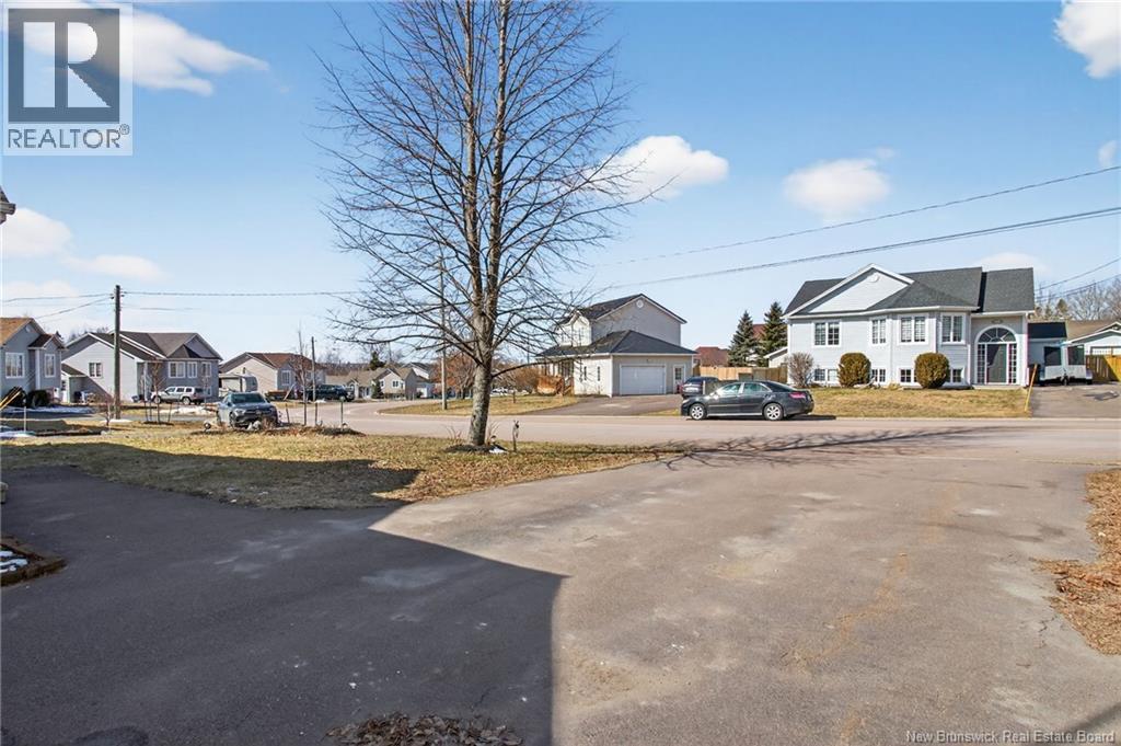 147 Theriault, Dieppe, New Brunswick  E1A 8B1 - Photo 50 - NB135892