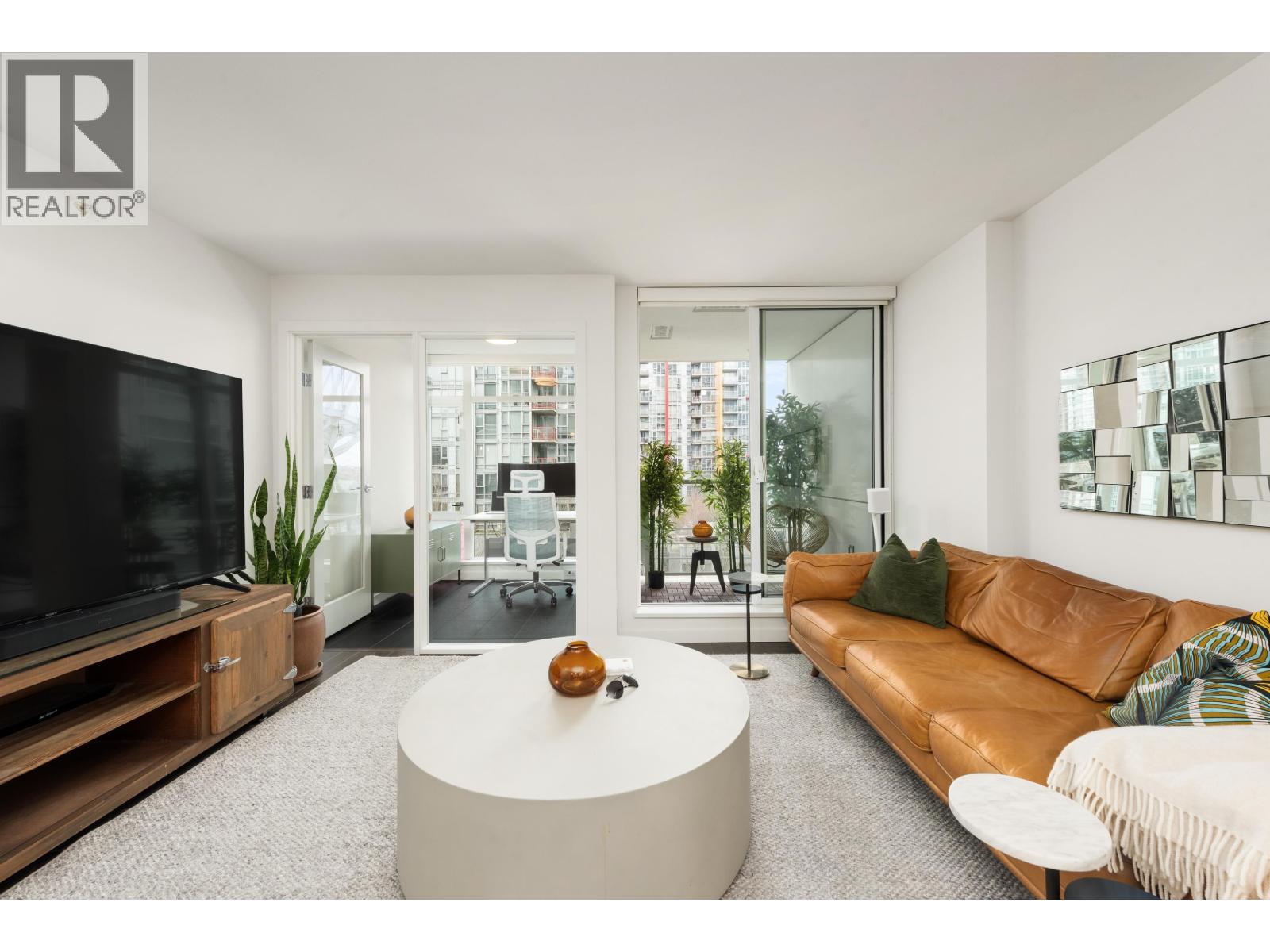 717 161 W Georgia Street, Vancouver, British Columbia  V6B 0K9 - Photo 5 - R3102270