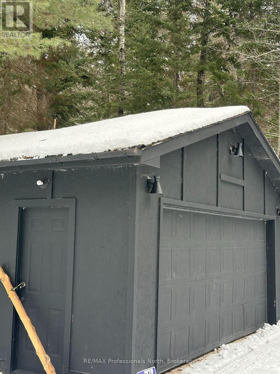 1036 Barbara Road, Dysart Et Al, Ontario  K0L 1M1 - Photo 44 - X12923536