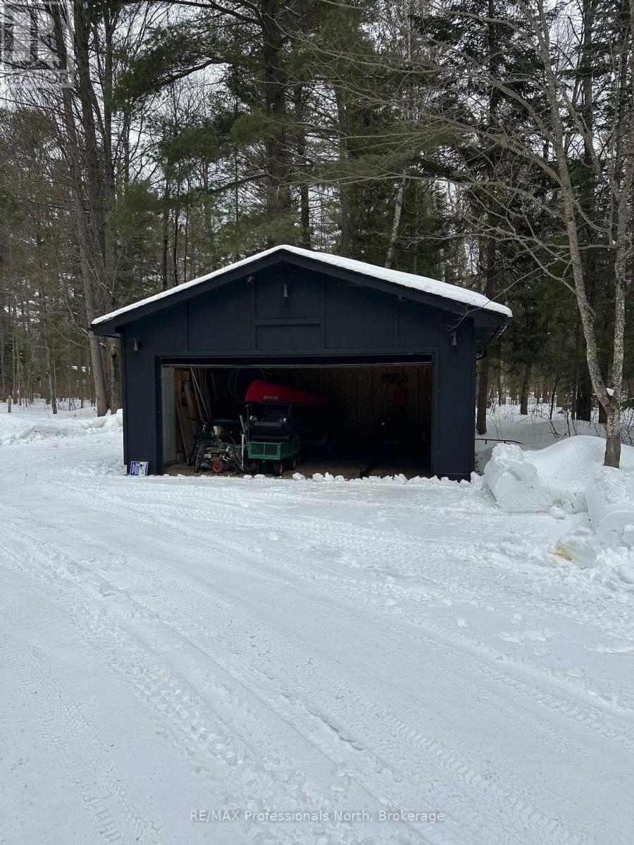 1036 Barbara Road, Dysart Et Al, Ontario  K0L 1M1 - Photo 43 - X12923536