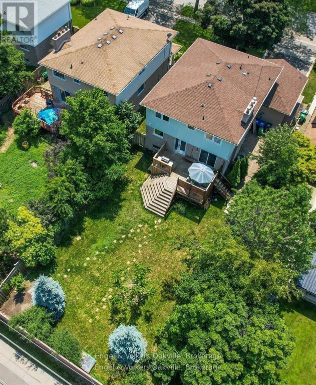 2215 Springfield Court, Mississauga, Ontario  L5K 1V3 - Photo 35 - W12924118