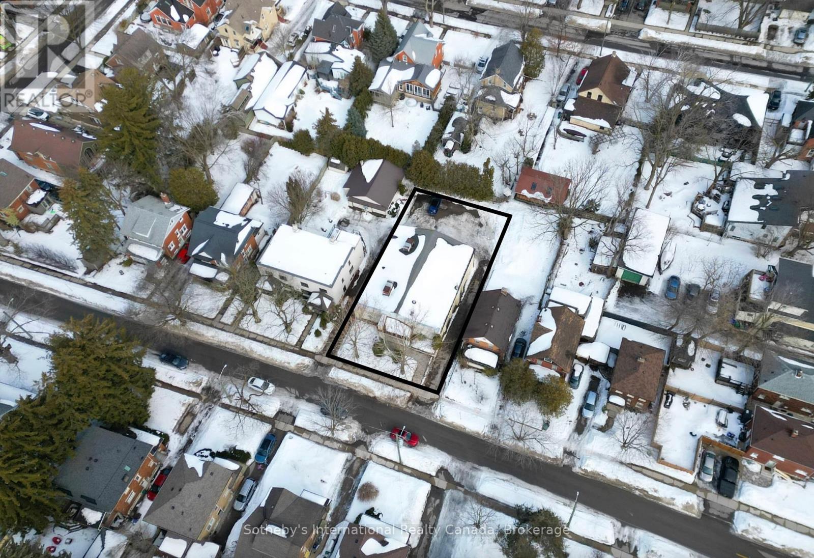 96 Dunbar Road S, Waterloo, Ontario  N2L 2E5 - Photo 11 - X12924296