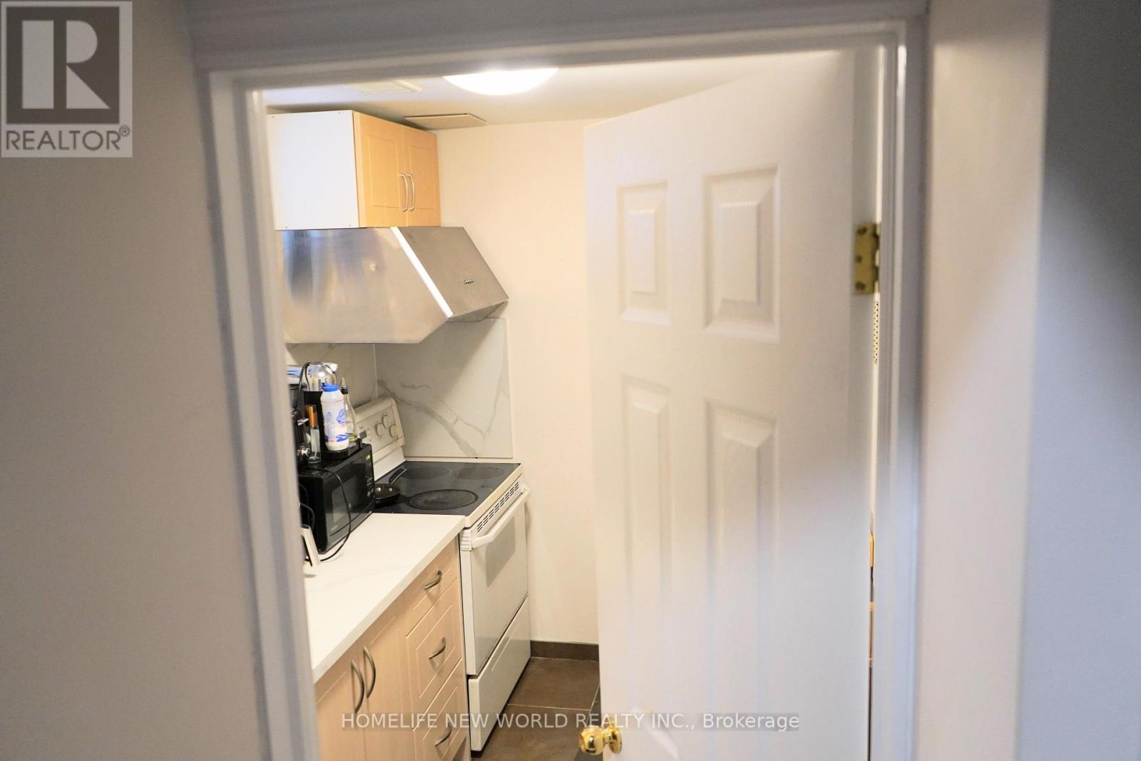 67 Condor Avenue, Toronto, Ontario  M4J 3M7 - Photo 18 - E12885394